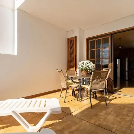 Place With A Large Terrace Apartment *