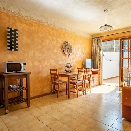 Place With A Large Terrace Los Cristianos (Tenerife)