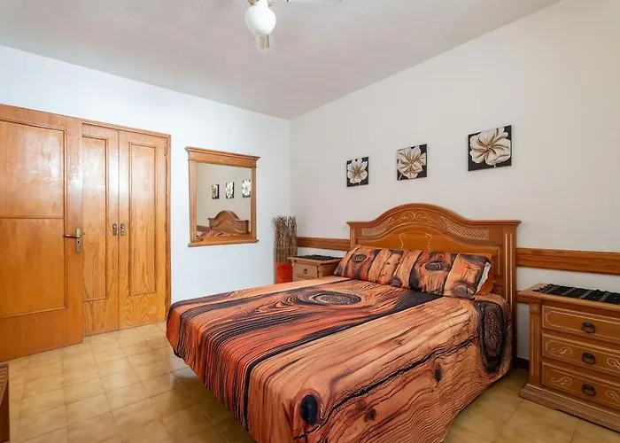 Place With A Large Terrace Los Cristianos (Tenerife)